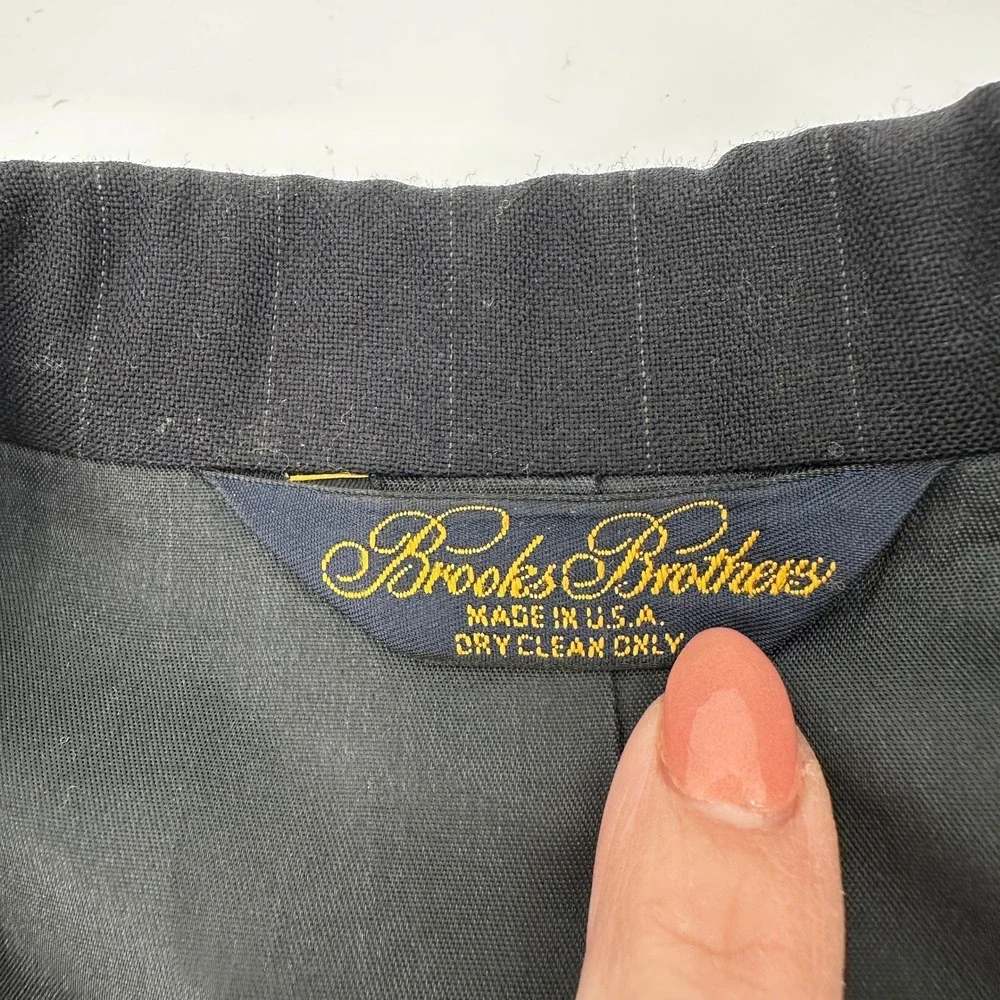 Brooks Brothers Mens Navy‎ Pinstripe Two Button Blazer Sport Coat 44R Old Money